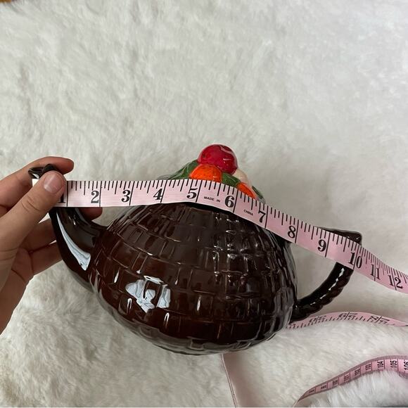 Vintage Ceramic Teapot - Picture 4 of 5